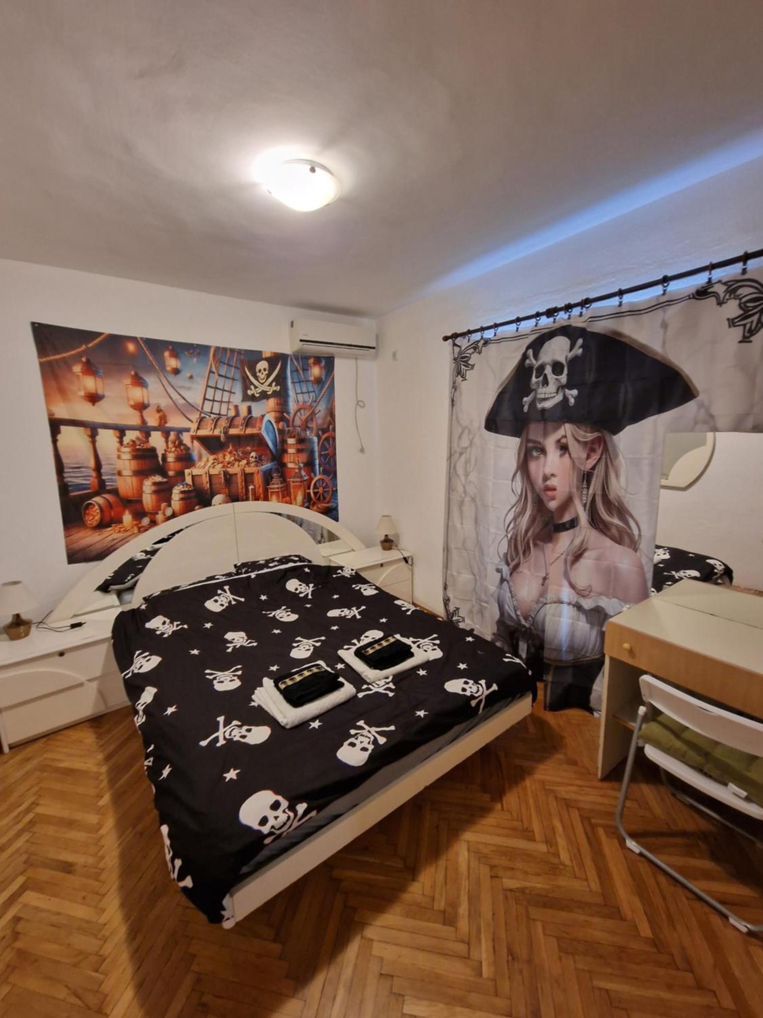 Pirate Backpackers Vandrerhjem Ulcinj Eksteriør bilde