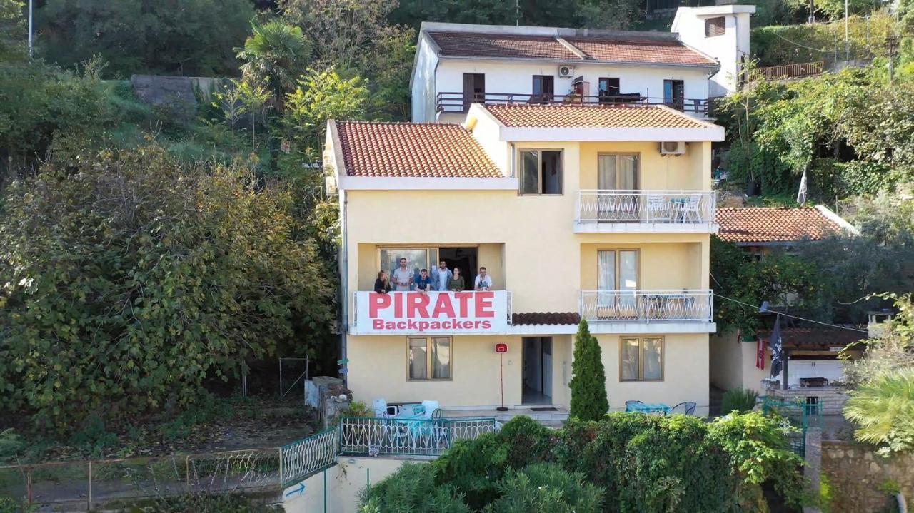 Pirate Backpackers Vandrerhjem Ulcinj Eksteriør bilde